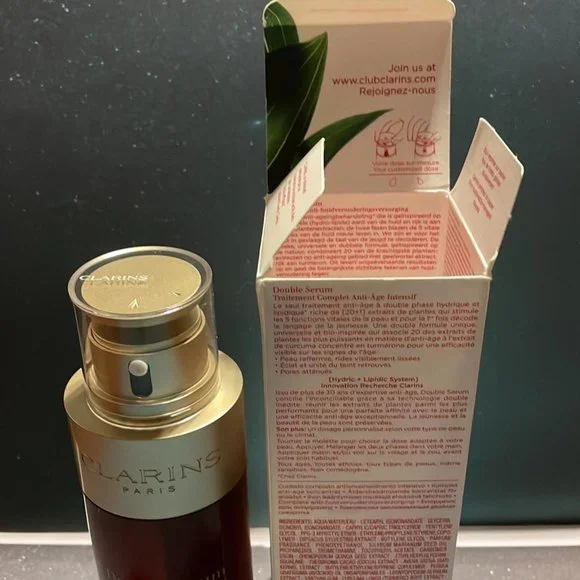 Clarins Double Serum Complete Age Control Concentrate 75 ml./ 2.5 oz. New in Box - Picture 9 of 10